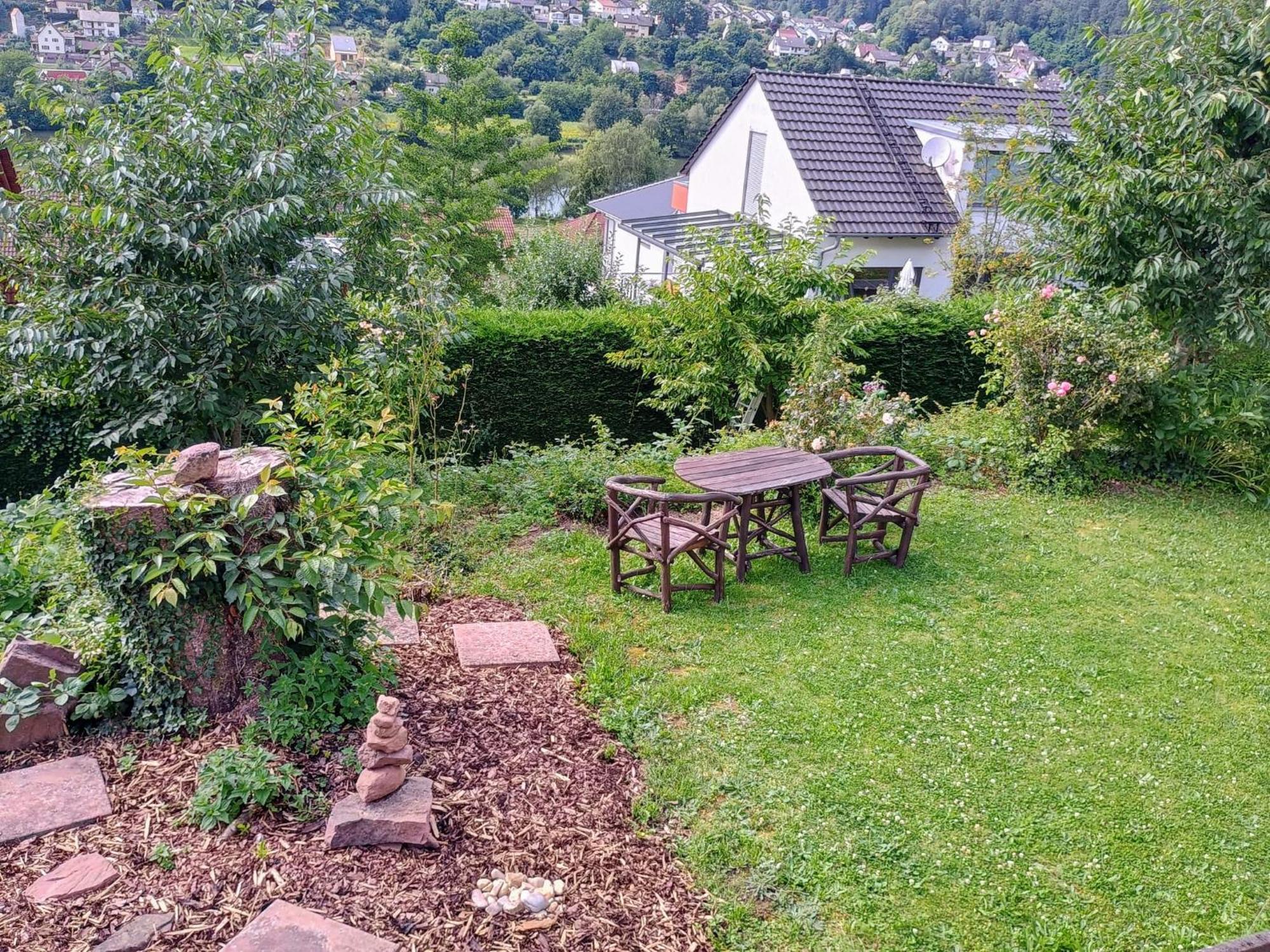 Sleep&Chill - Ruhige Uebernachtung Mit Main-Blick Daire Neustadt am Main Dış mekan fotoğraf