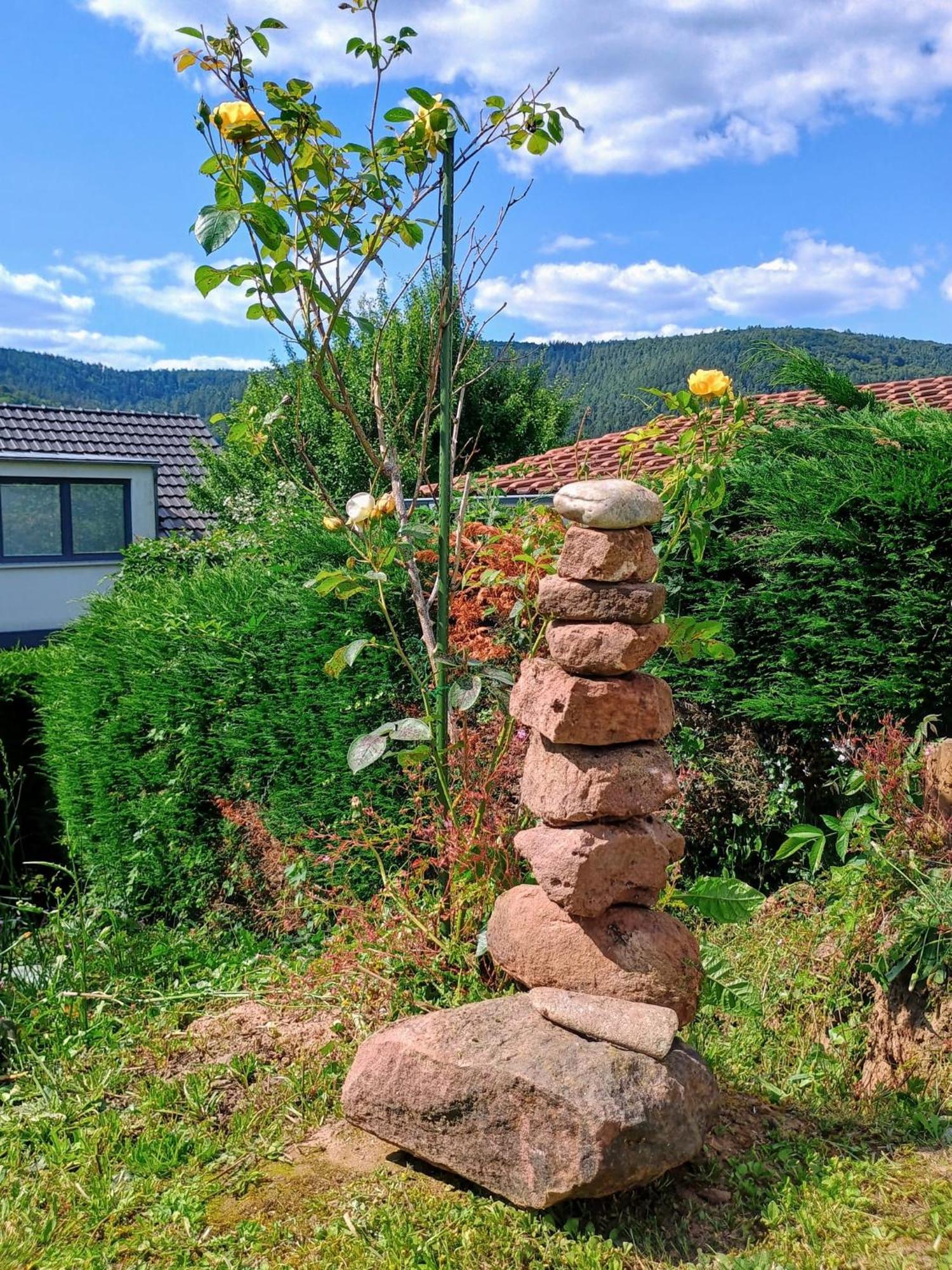 Sleep&Chill - Ruhige Uebernachtung Mit Main-Blick Daire Neustadt am Main Dış mekan fotoğraf